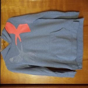 Girls' Under Armour Hoodie, size XL.